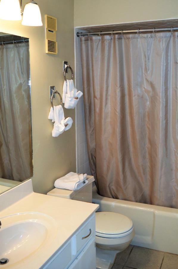 מלון Lower Grand Lagoon Regency Towers מראה חיצוני תמונה